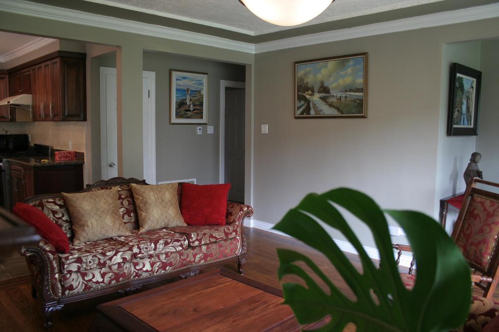Semi Centre House Ξενοδοχείο White Rock Εξωτερικό φωτογραφία